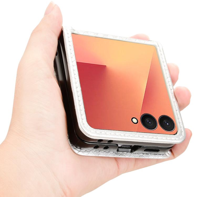 EDA006751704E_3.jpg@f56fd0bf610a5b93afa7b6f64033400b