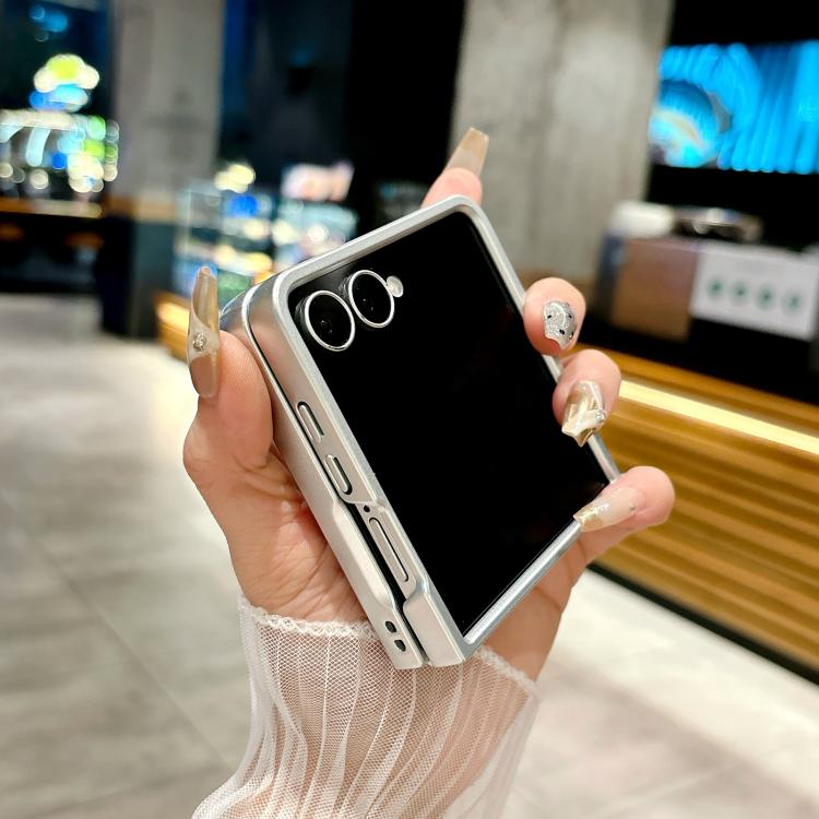 EDA008463701B_2.jpg@61eac727214b117d246340a7af3df8ec