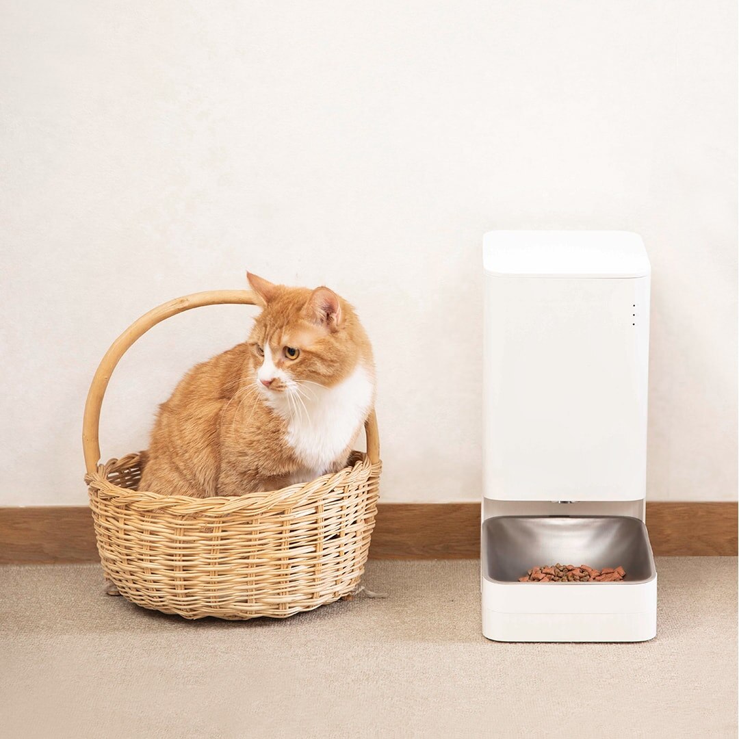 Xiaomi Xiaowan Mijia APP Remote Control 1.8kg Capacity Automatic Pets Cats Dogs Feeder Food Shortage Reminder Moistureproof