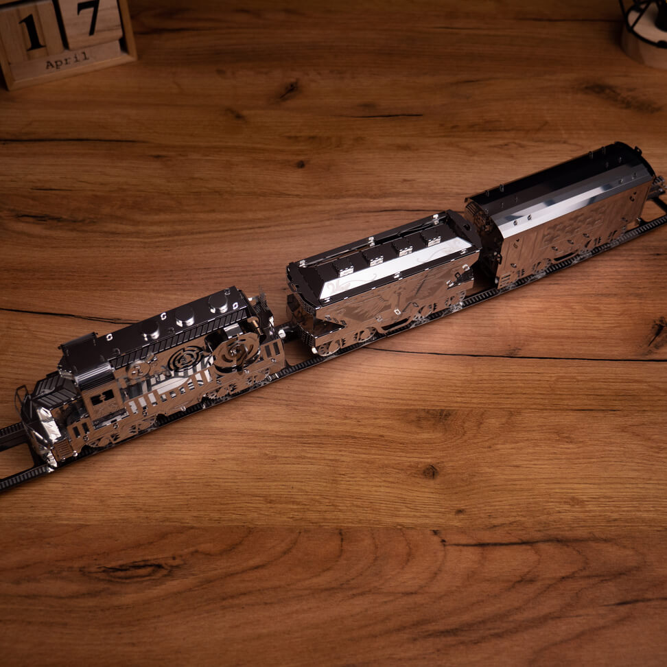 VERY HEAVY LOCO FREIGHT TRAIN