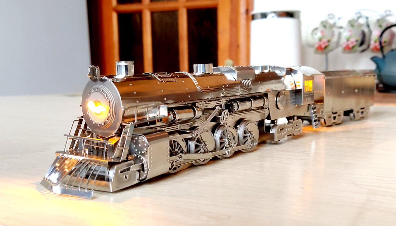 POLAR STEEL Magic Express